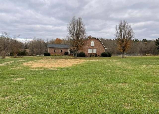 Property at 5295 Old Calhoun Falls Rd, Abbeville, SC 29620, 4 beds, 2.5 baths