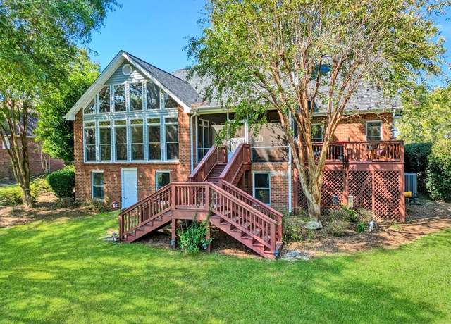 Property at 126 Swing About, Greenwood, SC 29649, 4 beds, 2.5 baths