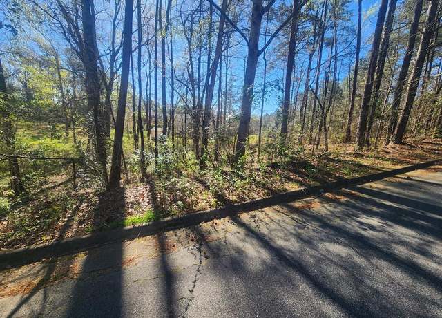 Property at 210 Bermuda Dr, Greenwood, SC 29649