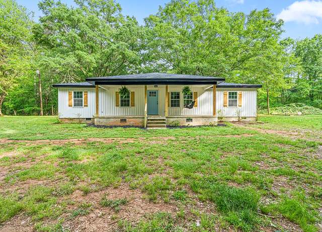 Property at 814 Siloam Church Rd, Greenwood, SC 29646, 3 beds, 2 baths