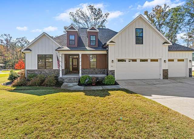 Property at 204 Swing About, Greenwood, SC 29649, 4 beds, 3 baths