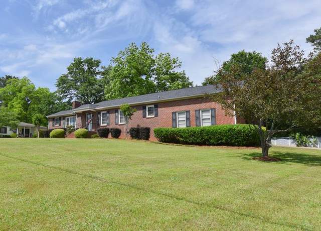 Property at 401 Marshall Ave, Abbeville, SC 29620, 2 beds, 1 bath