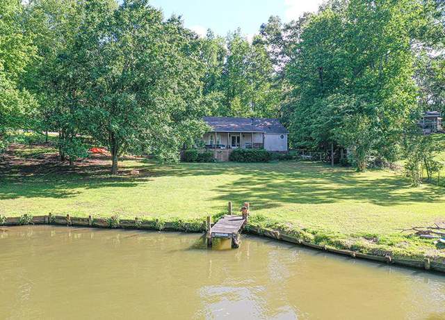 Property at 946 Old Oak Tree Rd, Waterloo, SC 29384, 3 beds, 2 baths