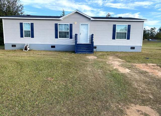 Property at 3735 Mccormick Hwy, Greenwood, SC 29819, 3 beds, 2 baths
