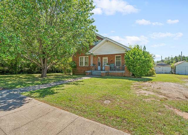 Property at 92 Fourth St, Greenwood, SC 29646, 2 beds, 1 bath