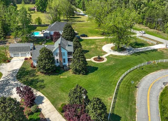 Property at 733 Willard Rd, Greenwood, SC 29649, 4 beds, 3 baths