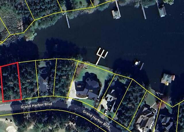 Property at 656 Grand Harbor Blvd, Ninety Six, SC 29666