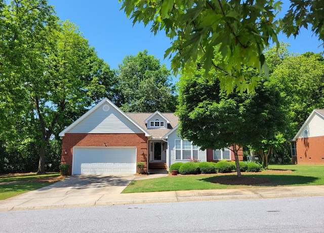 Property at 180 Orchard Park Dr, Greenwood, SC 29649, 3 beds, 2 baths