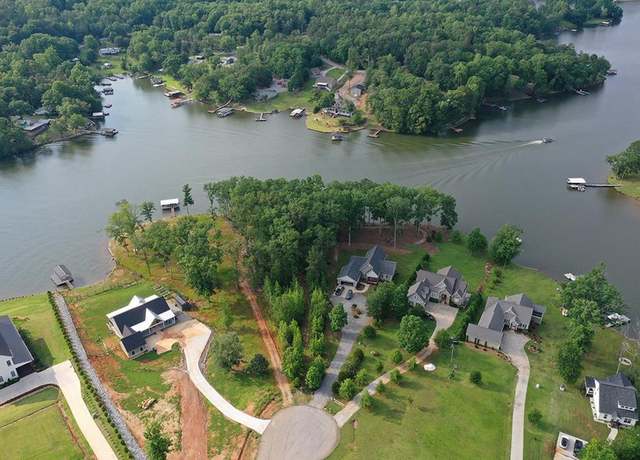 Property at 120 Edgewater Pt, Abbeville, SC 29620