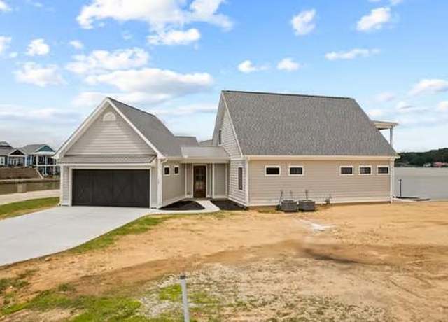 Property at 132 Indigo Way, Greenwood, SC 29649, 3 beds, 2.5 baths