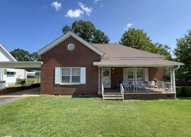 Property at 20 N Greenwood Ave, Ware Shoals, SC 29692, 3 beds, 2 baths