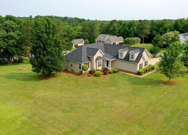 Property at 303 Bent Crk, Greenwood, SC 29649, 3 beds, 2 baths