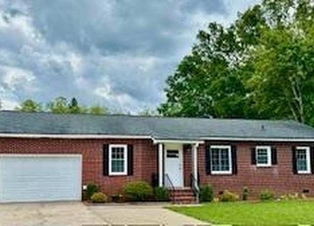 Property at 1118 Cornelia Cr Cir, Greenwood, SC 29646, 2 beds, 1 bath