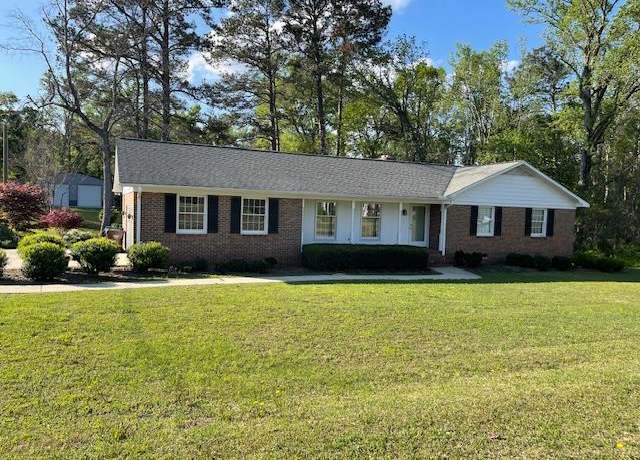 Property at 154 Crescent, Greenwood, SC 29649, 3 beds, 2 baths