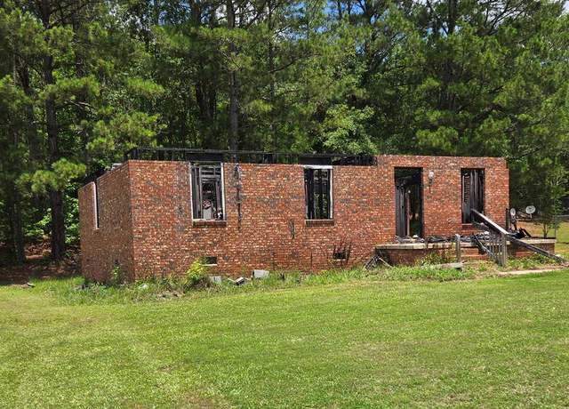 Property at 415 Bintage Rd, Greenwood, SC 29649