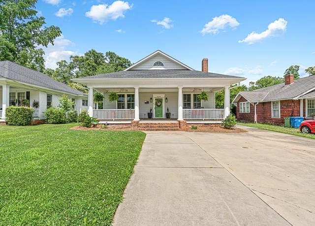 Property at 214 W Durst Ave, Greenwood, SC 29649, 3 beds, 3.5 baths