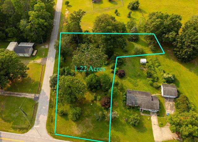 Property at 2211 Woodlawn Rd, Greenwood, SC 29649
