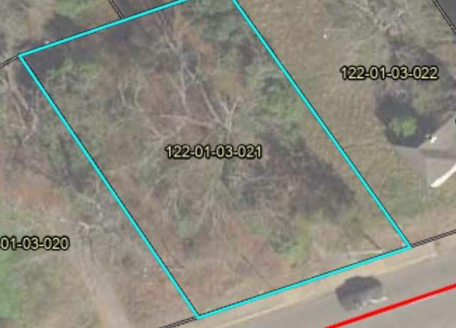 Property at 107 Brooks St. St E, Abbeville, SC 29620