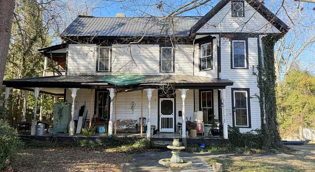 Photo of 205 Greenville St, Abbeville, SC 29620