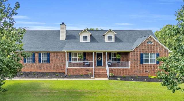 Photo of 300 Westwood Rd, Abbeville, SC 29620