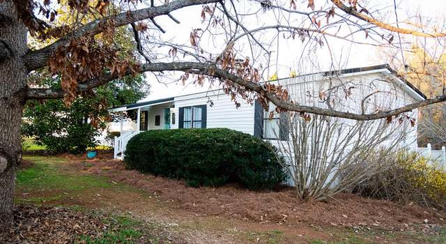 Photo of 105 Thomas St, Calhoun Falls, SC 29628