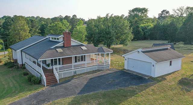 Photo of 419 Stonewood Dr, Greenwood, SC 29649
