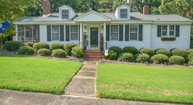Photo of 119 Calhoun St, Abbeville, SC 29620