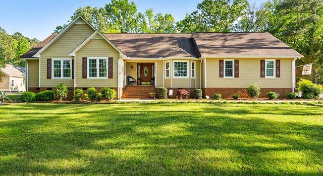 Photo of 202 Pucketts Pointe Rd, Greenwood, SC 29649