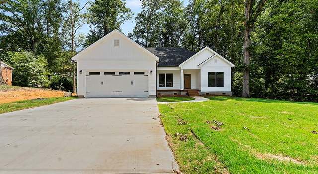 Photo of 111 Greenbriar Rd, Greenwood, SC 29649