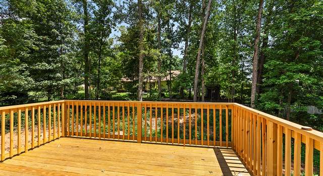Photo of 111 Greenbriar Rd, Greenwood, SC 29649