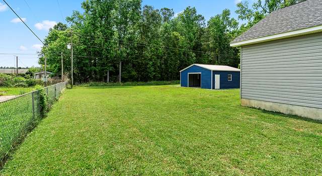 Photo of 200 Dixon St, Clinton, SC 29325