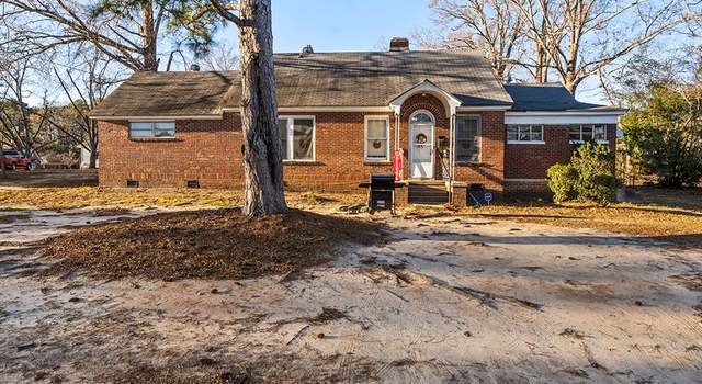 Photo of 205 Briggs Ave, Greenwood, SC 29653