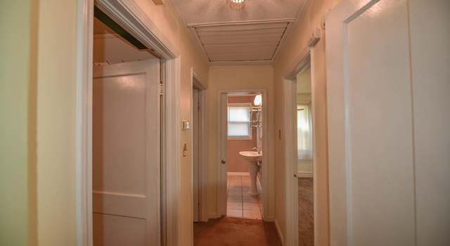 Photo of 207 Utopia Acres Dr, Greenwood, SC 29646
