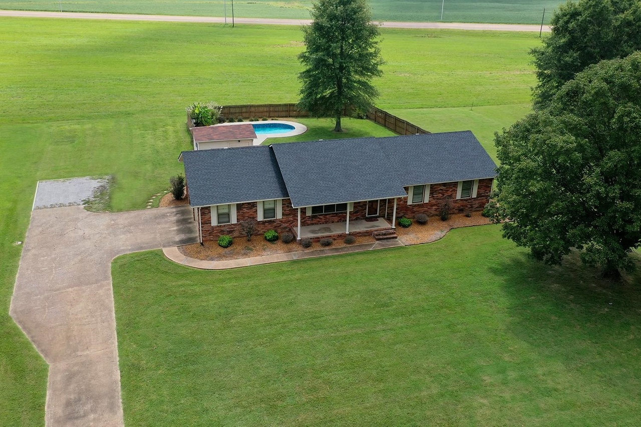 1065 Pikeview St St, Dresden, TN 38225 MLS 233641 Redfin