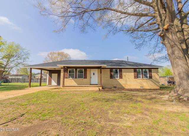 Property at 480 Houston St, Brownsville, TN 38012, 3 beds, 1 bath