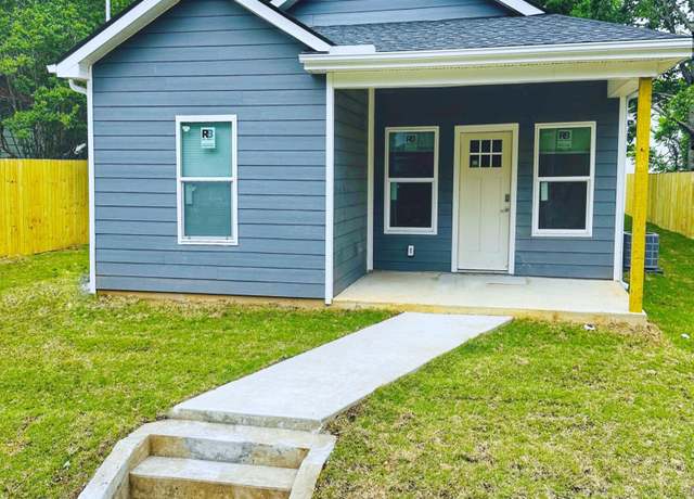 Property at 832 Lambuth Blvd, Jackson, TN 38301, 3 beds, 2 baths
