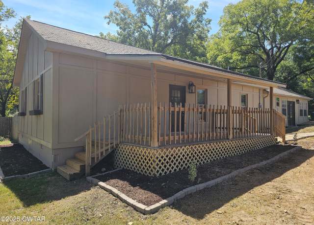 Property at 527 Chester Levee Rd, Jackson, TN 38301, 3 beds, 2 baths