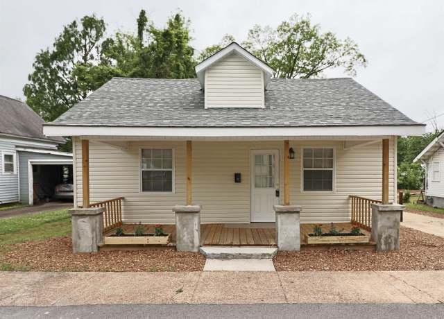 Property at 1011 N 17th Ave Ave, Humboldt, TN 38343, 3 beds, 1.5 baths