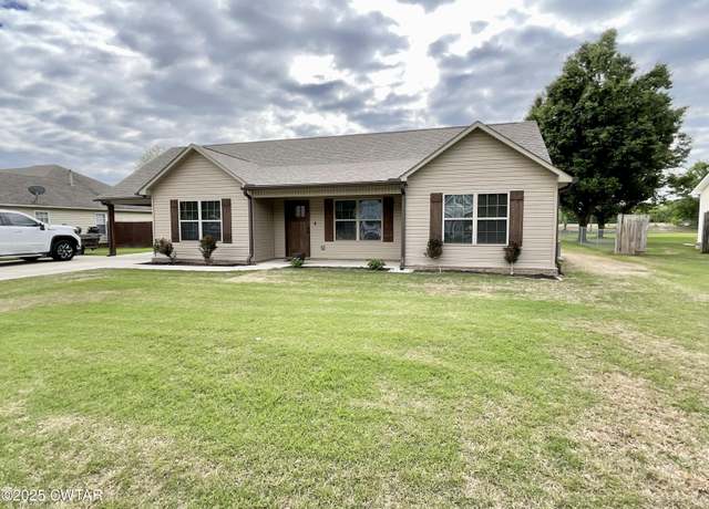 Property at 225 Benjamin Dr, Dyersburg, TN 38024, 3 beds, 2 baths