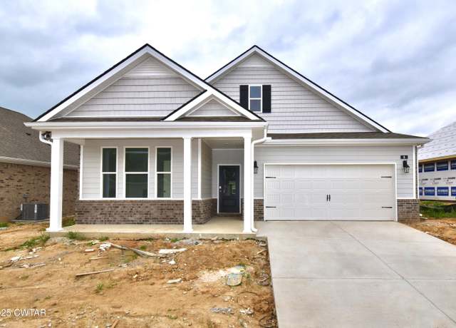 Property at 8 Clarendon Cv, Jackson, TN 38305, 3 beds, 2 baths