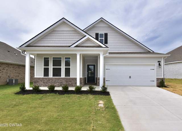 Property at 8 Clarendon Cv, Jackson, TN 38305, 3 beds, 2 baths