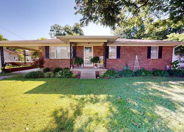 Property at 122 Mimosa St, Dyersburg, TN 38024, 3 beds, 2 baths
