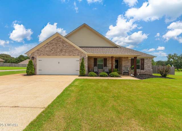 Property at 3000 Hunters Ridge Dr, Humboldt, TN 38343, 3 beds, 2 baths