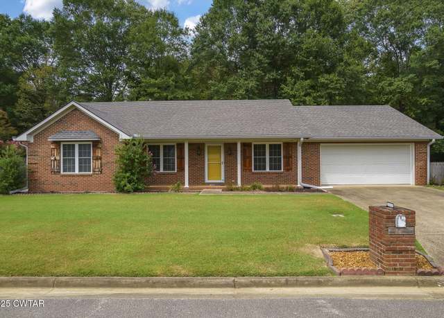 Property at 212 W 15th St, Trenton, TN 38382, 3 beds, 2 baths