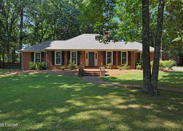 Property at 35 Hampstead Cv, Jackson, TN 38305, 4 beds, 2.5 baths