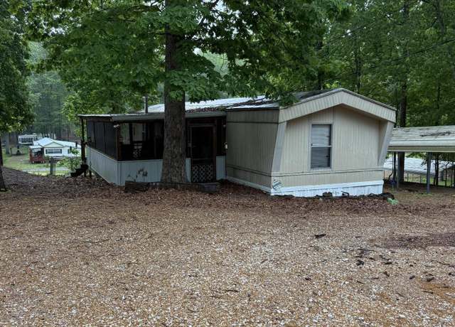 Property at 149 Gracy Dr, Springville, TN 38256, 2 beds, 2 baths