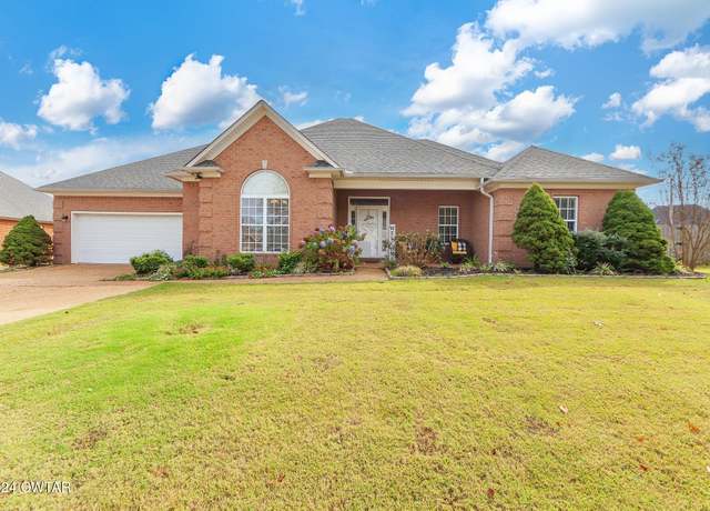 Property at 10 Walnut Creek Dr, Jackson, TN 38305, 3 beds, 2 baths