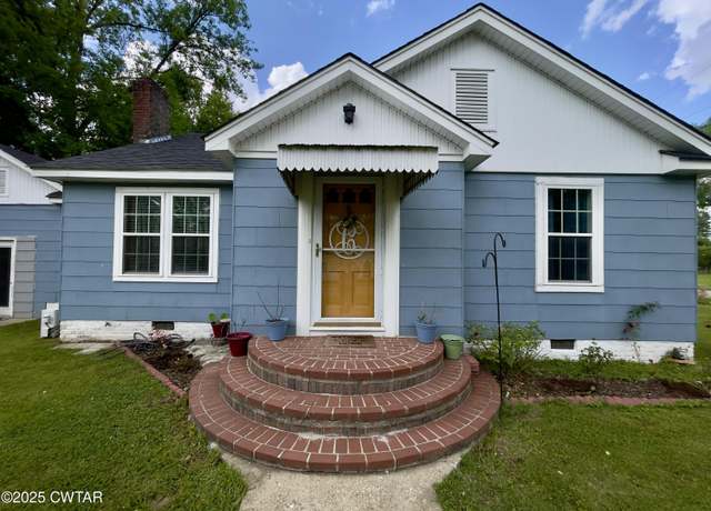 Property at 165 College St, Alamo, TN 38001, 3 beds, 1 bath