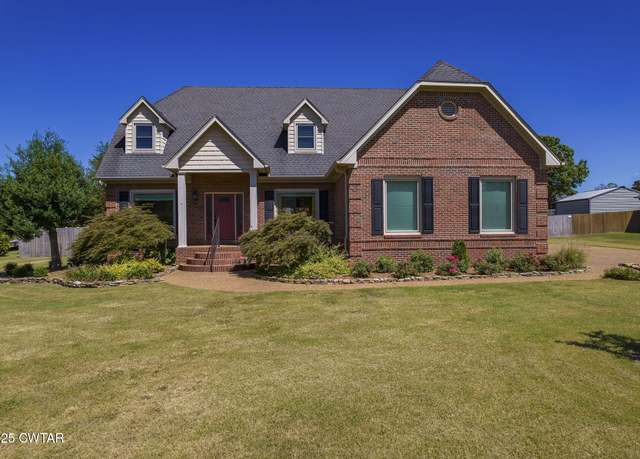 Property at 152 Sommersby Dr, Jackson, TN 38305, 4 beds, 2.5 baths