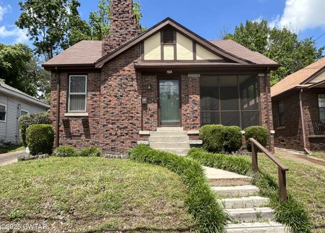 Property at 512 Phillips St, Dyersburg, TN 38024, 2 beds, 1 bath